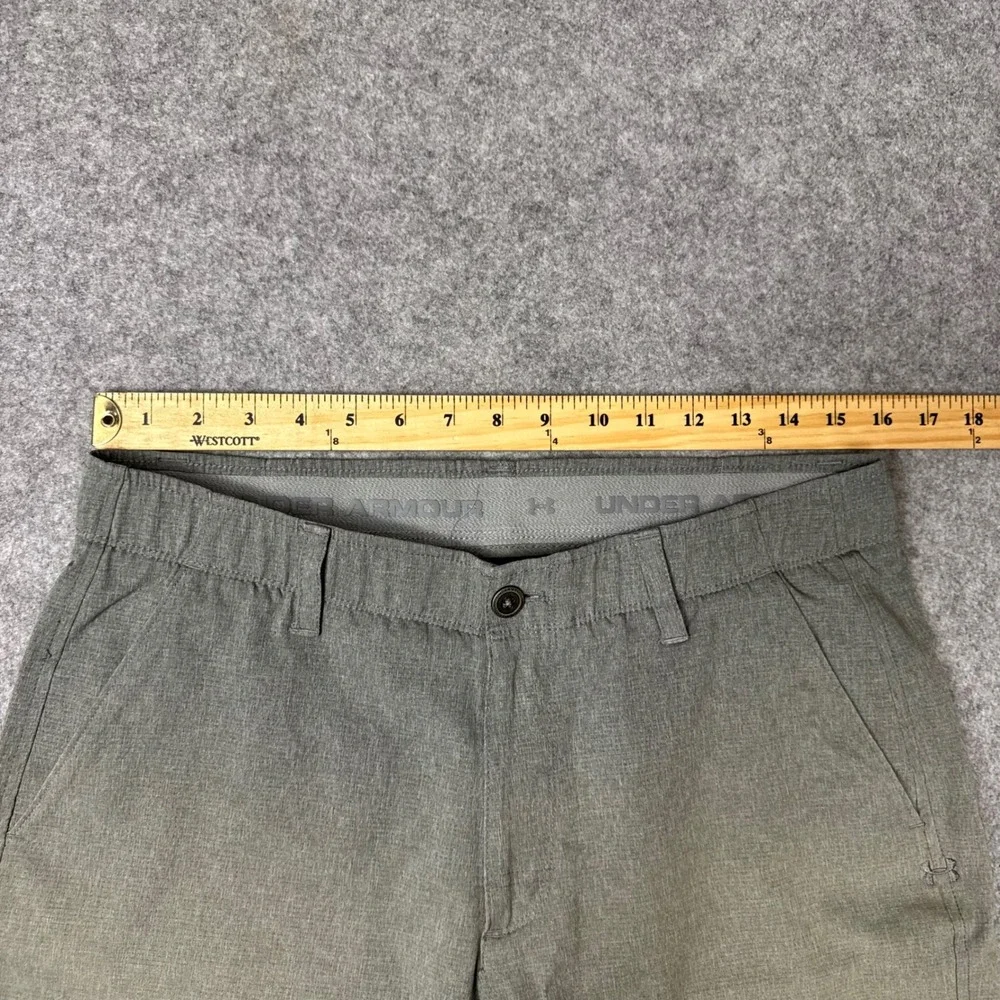 Under Armour HeatGear Mens Golf Shorts Size 34 Grey Olive Heather Loose Fit 9.5n
